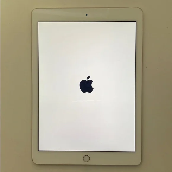 iPad Air 2 (64 GB) Gold - Picture 3 of 5